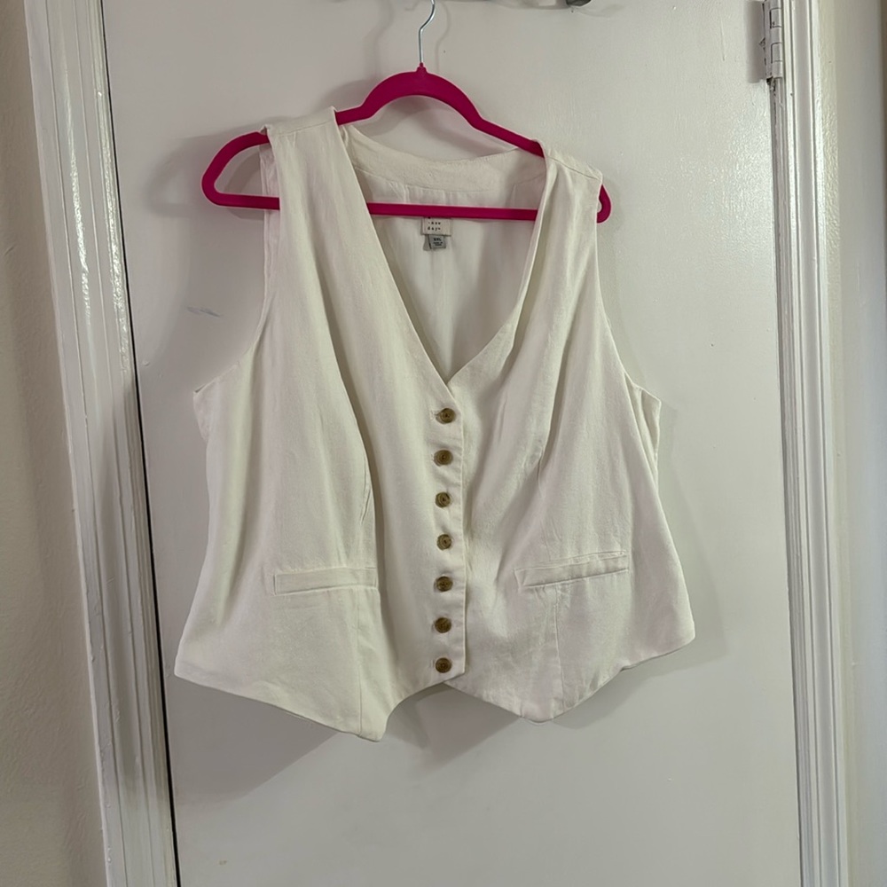 COPY - White vest a new day xxl